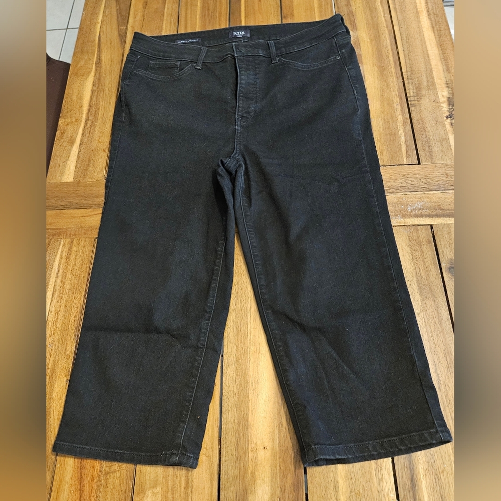 NYDJ Marilyn Straight Crop Jeans | Size 14 | Black Rinse